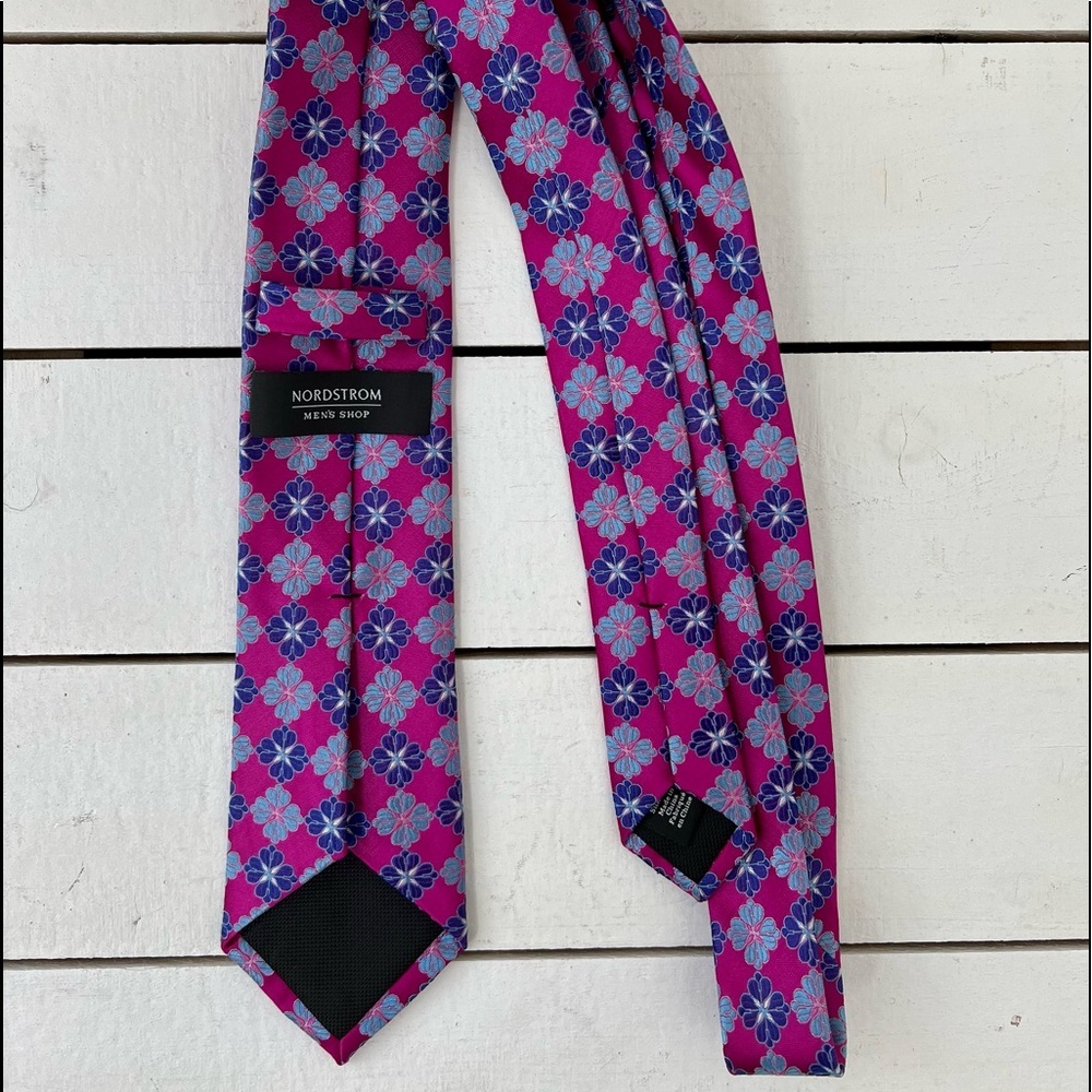 👩‍❤️‍👨☔️💞NORDSTROMS MENS TIE💞☔️👩‍❤️‍👨